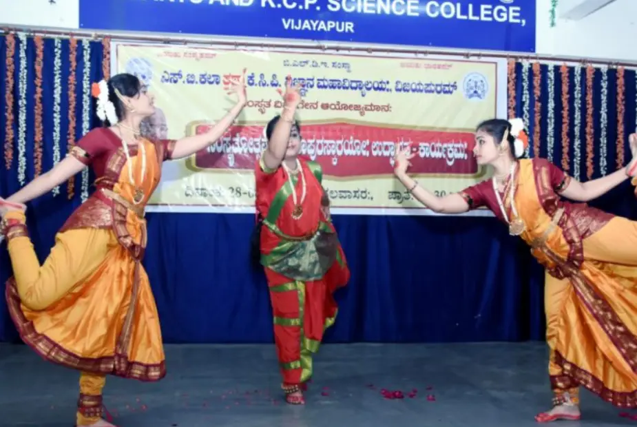 BLDE Association's S.B. Arts & K.C.P. Science College, Smt Bangaramma Sajjan Campus,  Solapur Road, Vijayapur-KA